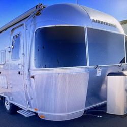 2019 AIRSTREAM CLOUD 19CB