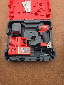 Milwaukee M18 fuel 1/4" Hex Impact Driver kit