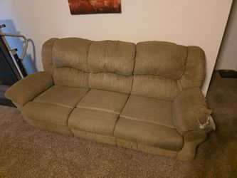 Reclining Loveseat (2-Seater) & Reclining Sofa with Center Drop-Down Console (3-Seater)