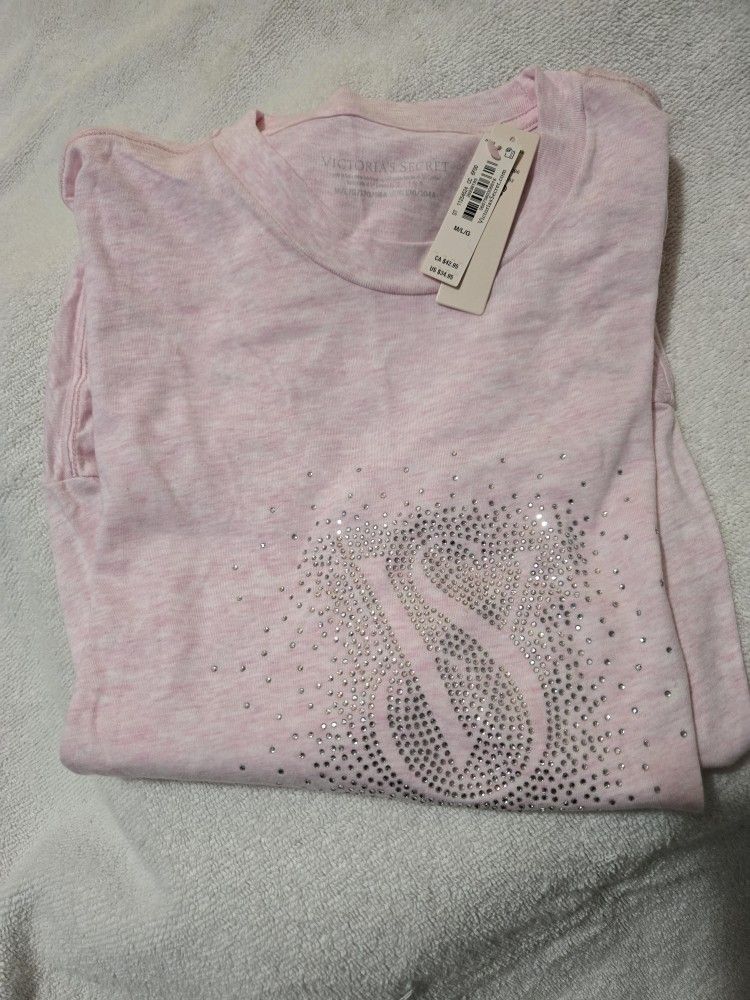 Long Sleeve Sleep Tee. $18