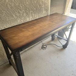 Large Rolling Work Bench