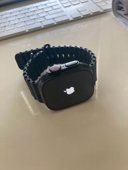 Apple Watch Ultra 2 49mm GPS + Cellular