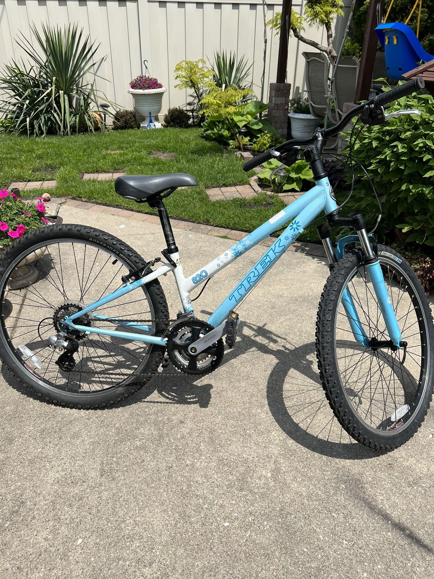 Trek 820