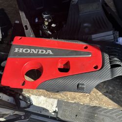 Honda FK8 type r Engine cover