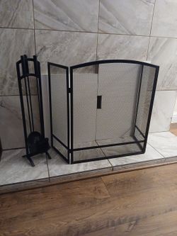 Fire place screen
