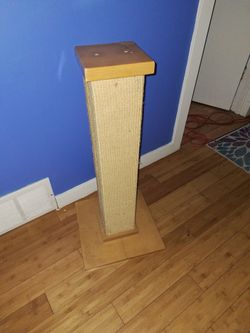 New scratch post