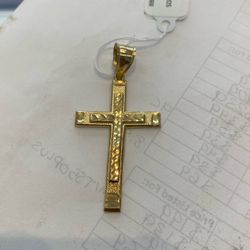 10 K Cross Pendant