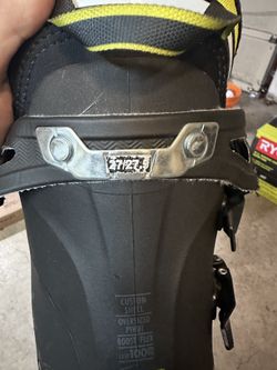 Salomon Xpro 110 Ski Boots 27 27.5 for Sale in Edgewood WA OfferUp