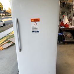 Fisherbrand Isotemp -20 Degrees Laboratory Freezer