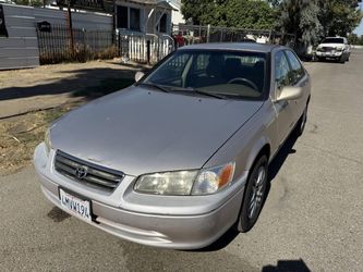 2000 Toyota Camry