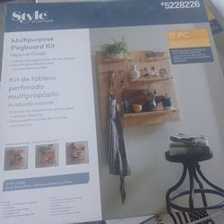 Brand Pegboard Kit 24in X 24in.   Really nice 28.00