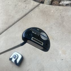 BRAND NEW 35” Odyssey  AI One Rossie S Putter