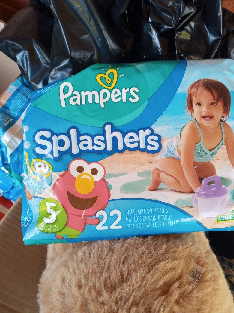 8 Packs Little Swimmers 3 Packs Splashers