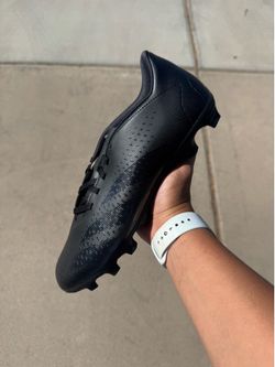 Adidas Predator Accuracy.4