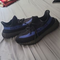 Yeezy Boost 350 Dazzling Blue