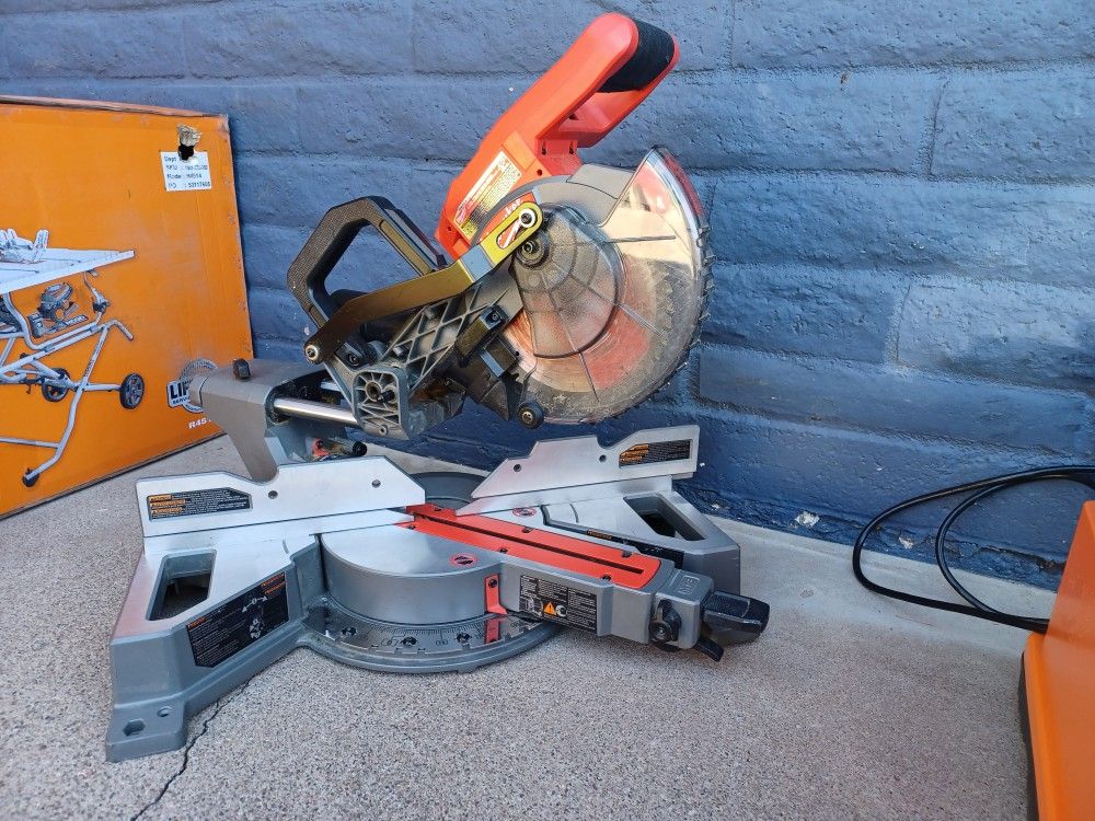 SLIDING MITER SAW 7"1/4 MILWAUKEE TOOL ONLY