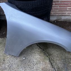2003 Infiniti G35 Sedan Passenger Side Fender,