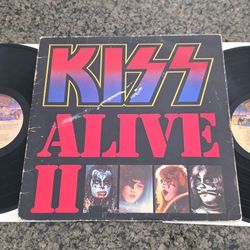 Kiss Alive II 2 X LP Vinyl Record Set Casablanca 1977 NBLP-7076-2 Rare vintage HTF 70s vtg gatefold Casablanca Label 