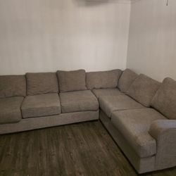 Sectional couch 