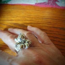 Vintage 925 Sterling Silver Ring Hearts Dangle Ring Jewelry Statement Ring 