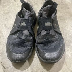 Kids Nike Black Slip On Shoes