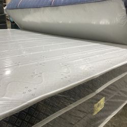 King Pillowtop Set New In Plastic Free Delivery In Atlanta 