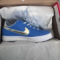 Women’s Sweet Classic Textile Blue Metallic Gold Shoe Size 9 