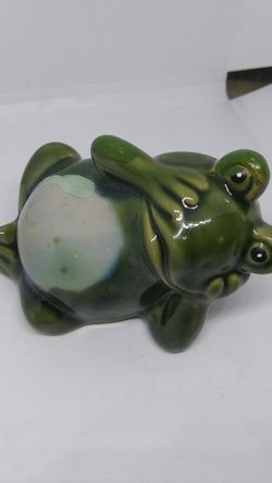VINTAGE CERAMIC FROGs 🐸