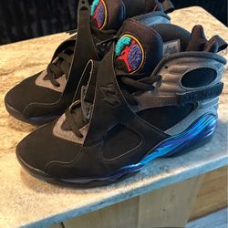 Aqua 8s