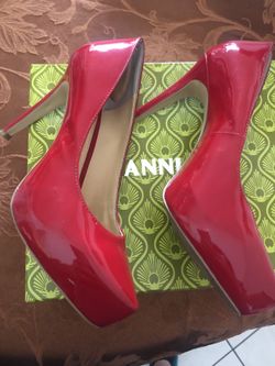 Gianni Bini Heels. Size 7