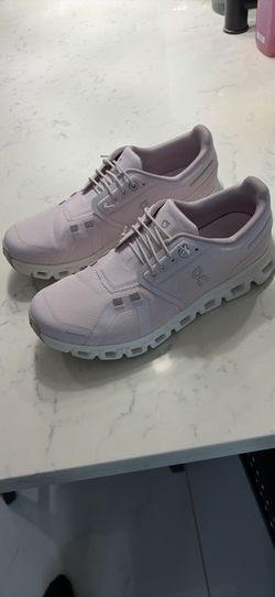 OnClouds women light pink size 9