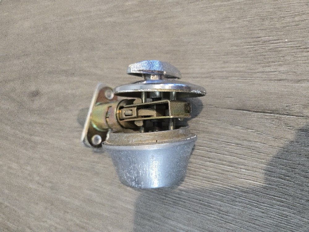 Deadbolt