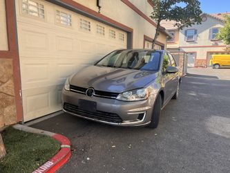 2016 Volkswagen Golf