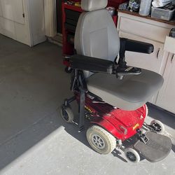 Jazzy scooter , batteries new