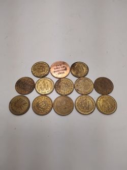 Lot of 14 Vintage Arcade and Game Tokens