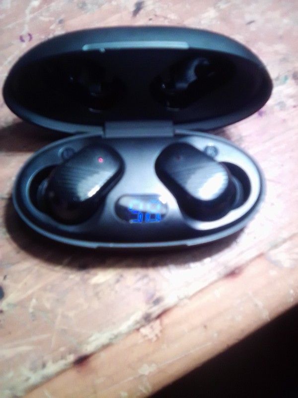 Wireless Headphones E
