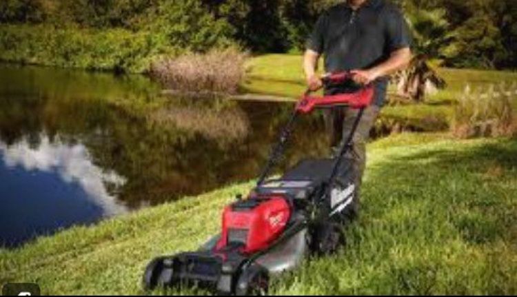 Milwaukee M18 FUEL 21" Self-Propelled Lawn Mower Kit β Works Great