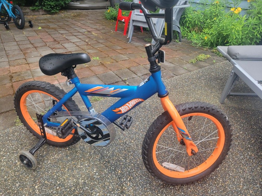 Kids Hotwheels Bike