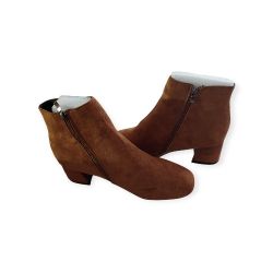 New Women's Boots Size 42 & 8 1/2