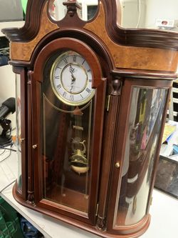 Westminster Whittington Wall Clock Red Wood Pendulum Quartz Chime Vintage