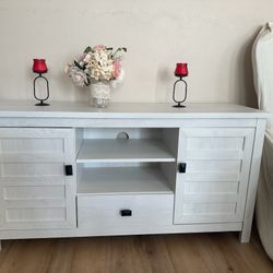 TV Console