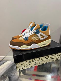 Shoes size 9 and 1/2