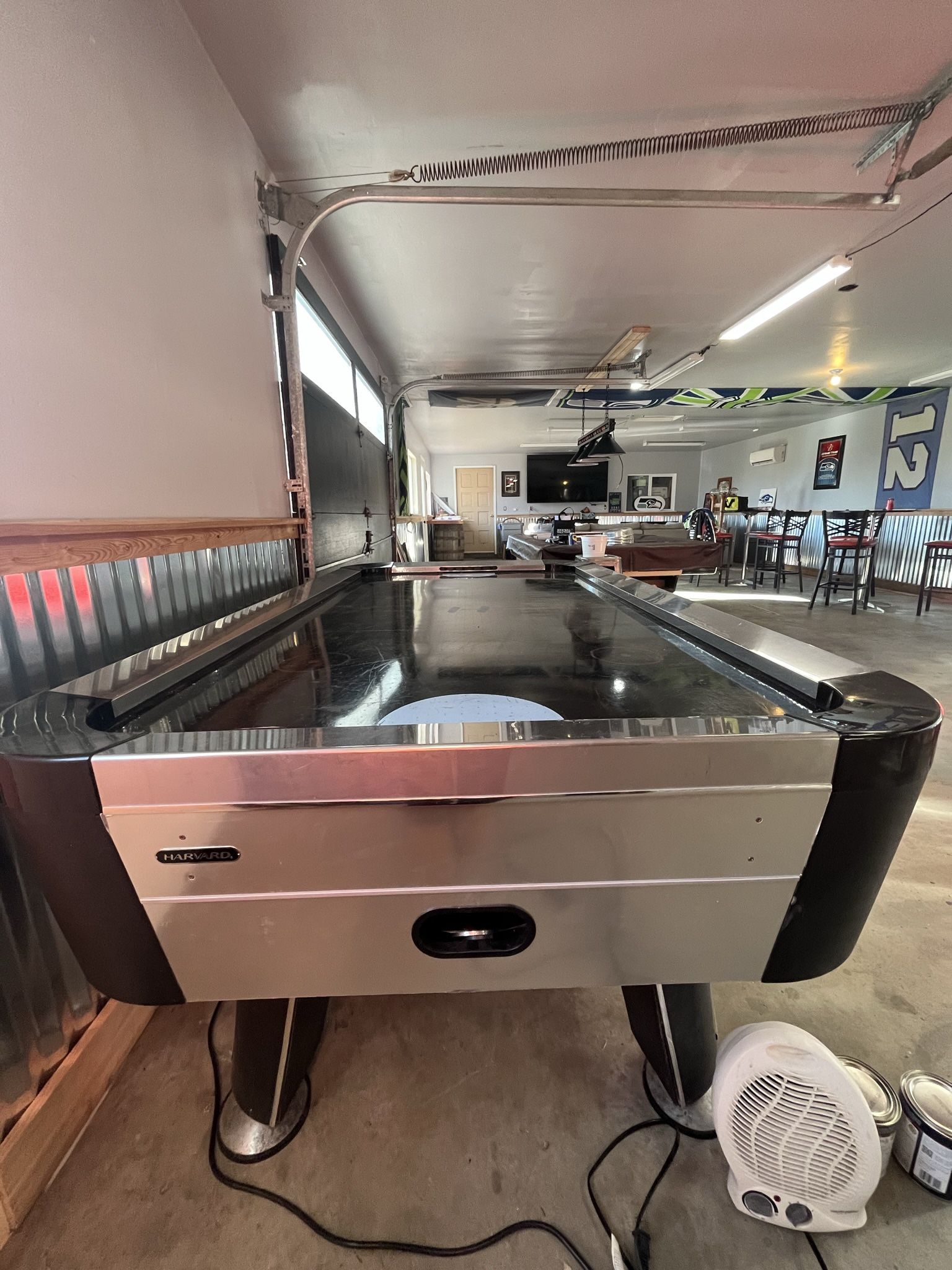 AIR HOCKEY TABLE