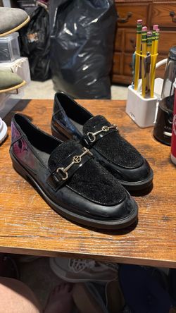 Unisex black Swede shoes