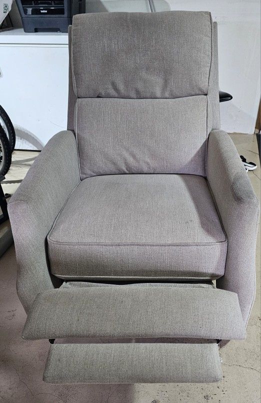 Recliner Chair $150