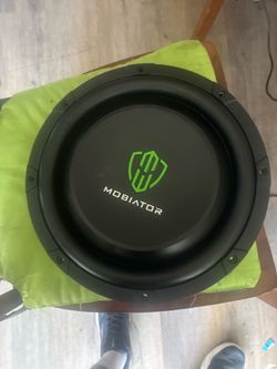 Shallow subwoofer