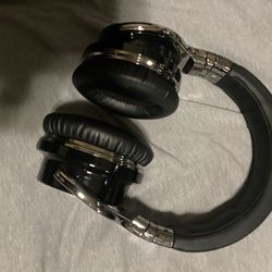 Headphones, Bluetooth noise canceling over the ear, luxury headphones