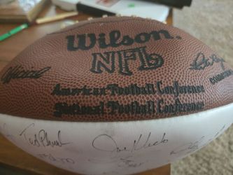 Maxwell football club golf charity autographed football