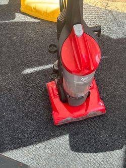 Vacuum dirtdevil