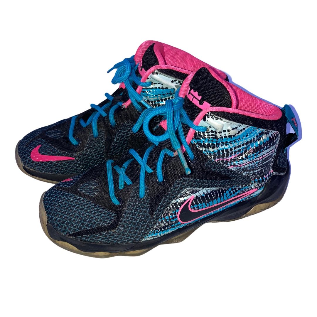 NIKE LEBRON XII 23 CHROMOSOMES BLACK PINK BASKETBALL SHOES 684593 006